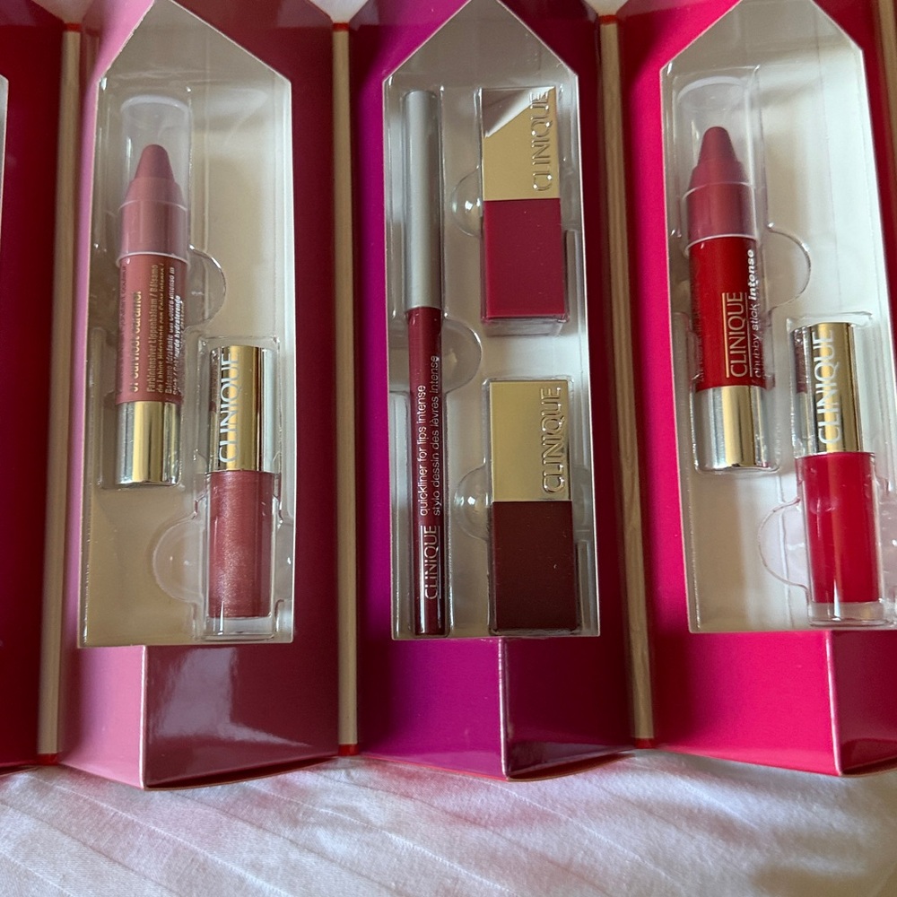 Clinique Roll Out Lip Set. 15 👄 Glosses, Liner, Color, Chubby Sticks, etc NEW!!!